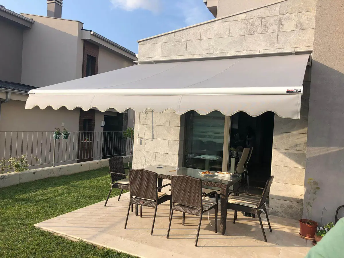 Cepheye özel ölçülü mafsallı tente