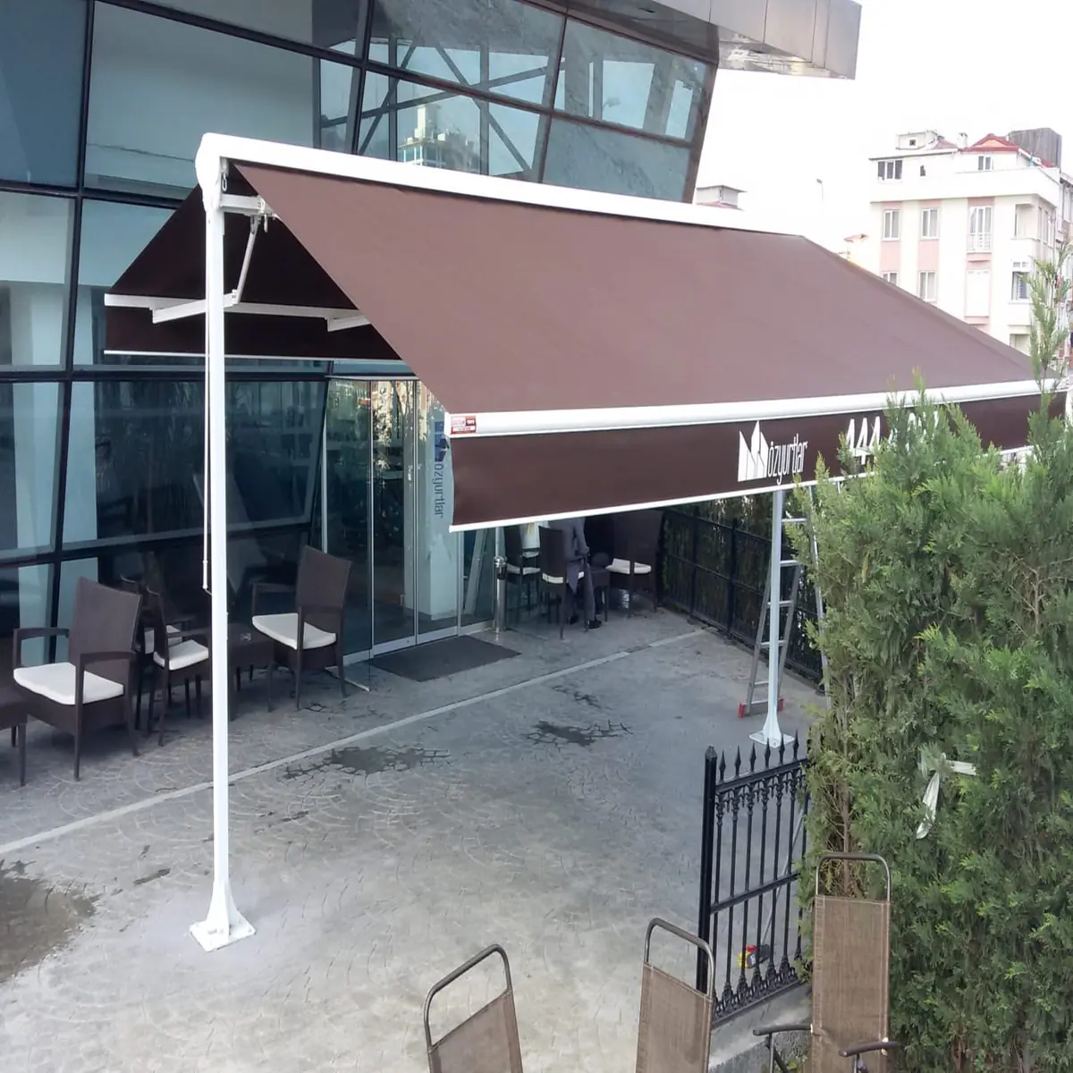 Çift yönlü tente sistemi
