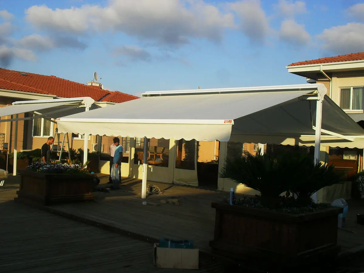 Restoran çift yönlü tente sistemi
