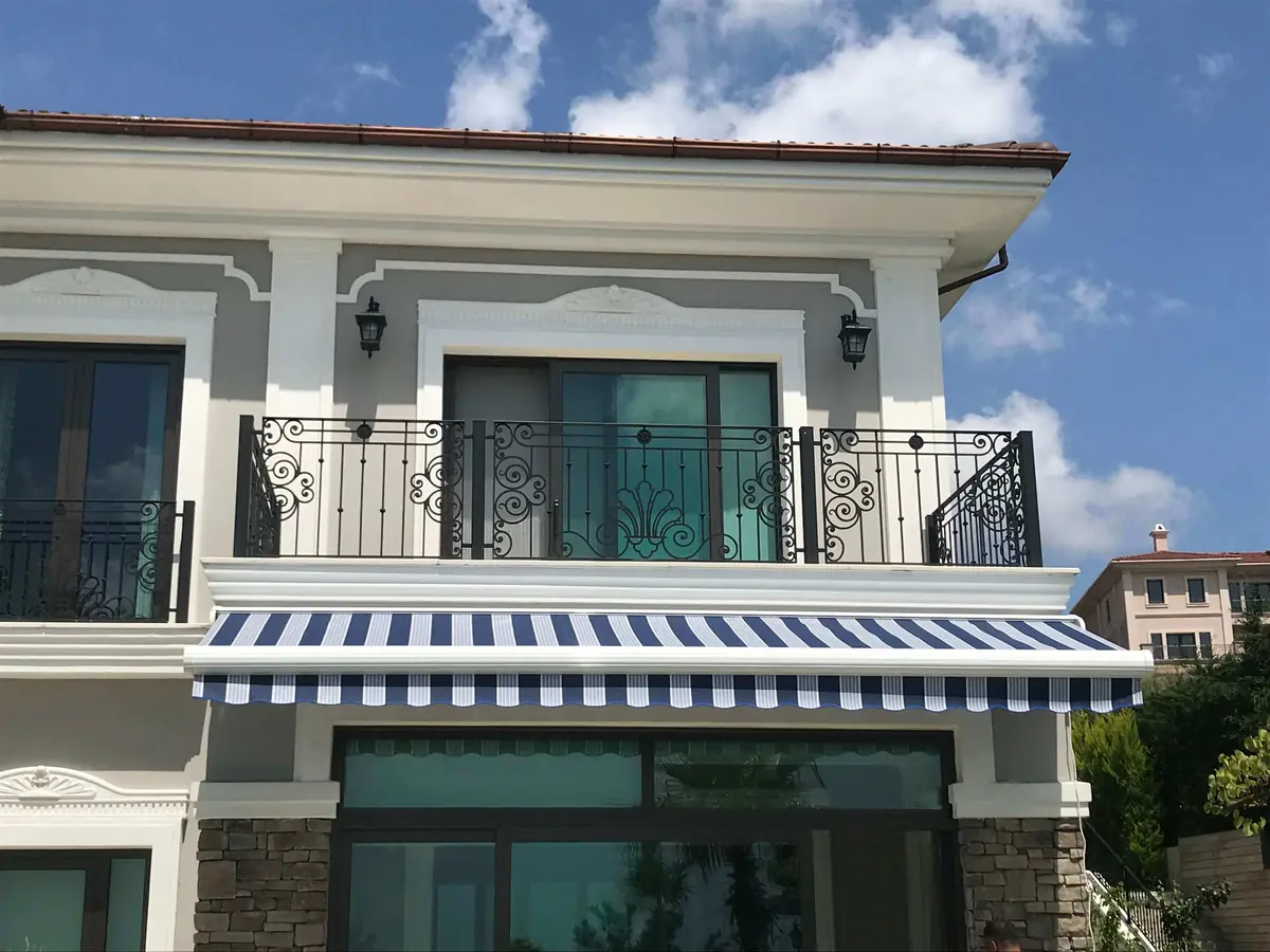 Suya dayanıklı kasetli tente