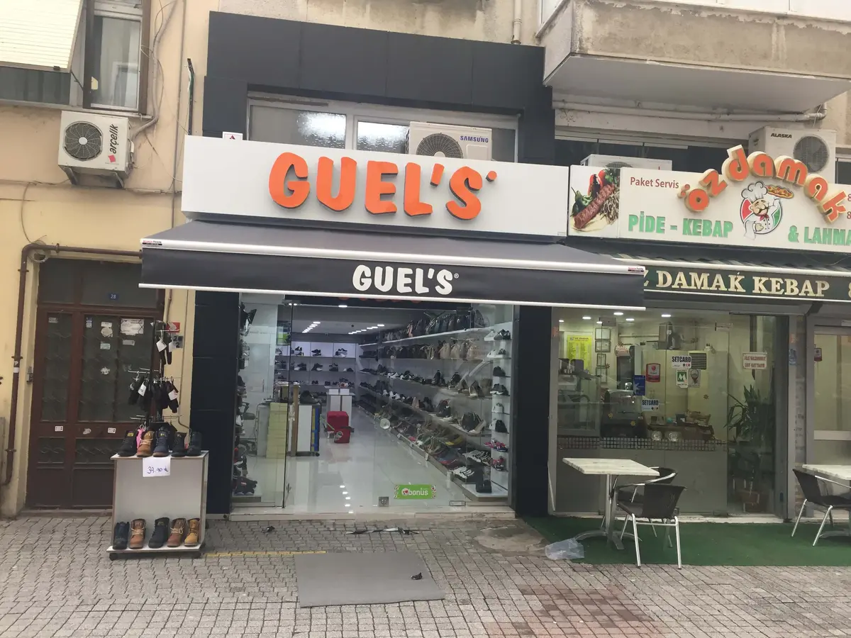 İstanbul’da profesyonel mafsallı tente kurulumu